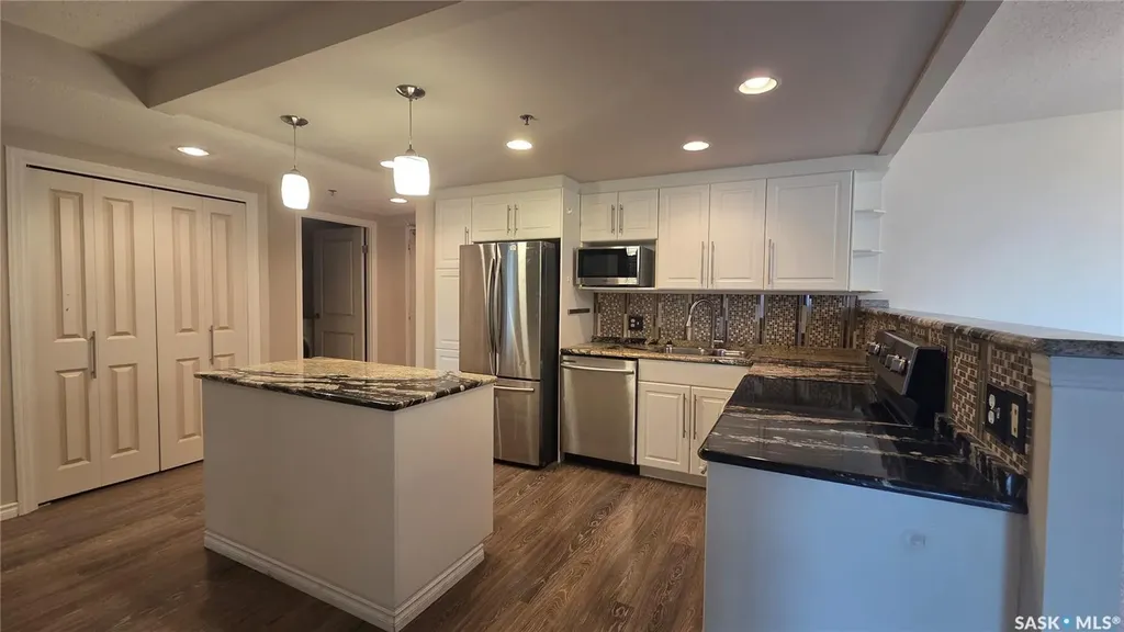 525 3rd Avenue Saskatoon SK S7K 2J6