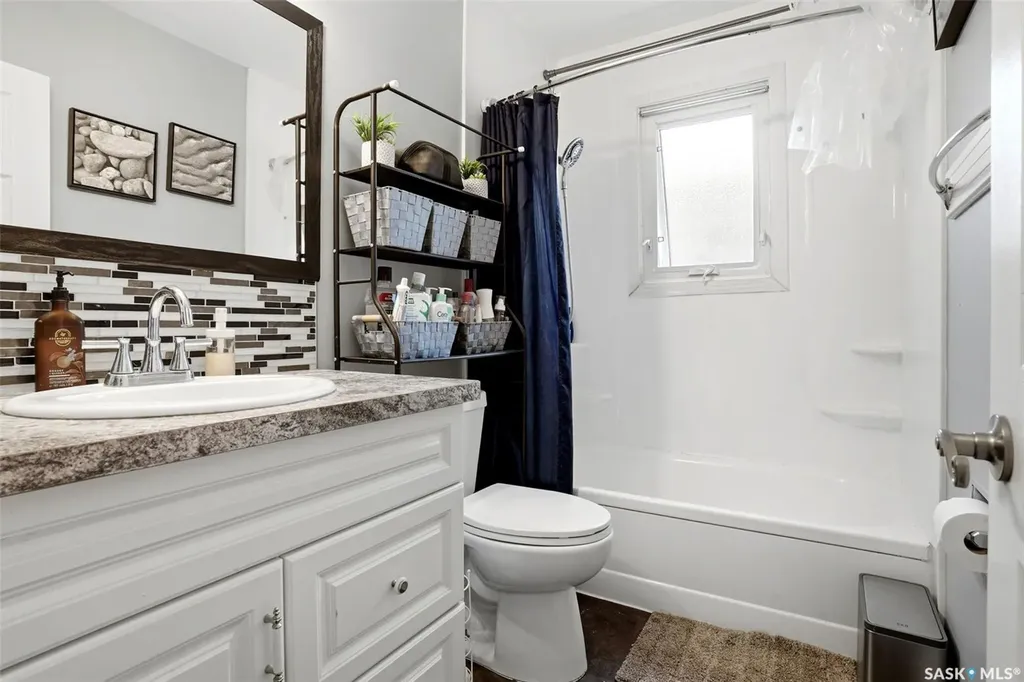 1860 Alexandra Street Regina SK S4T 4P3
