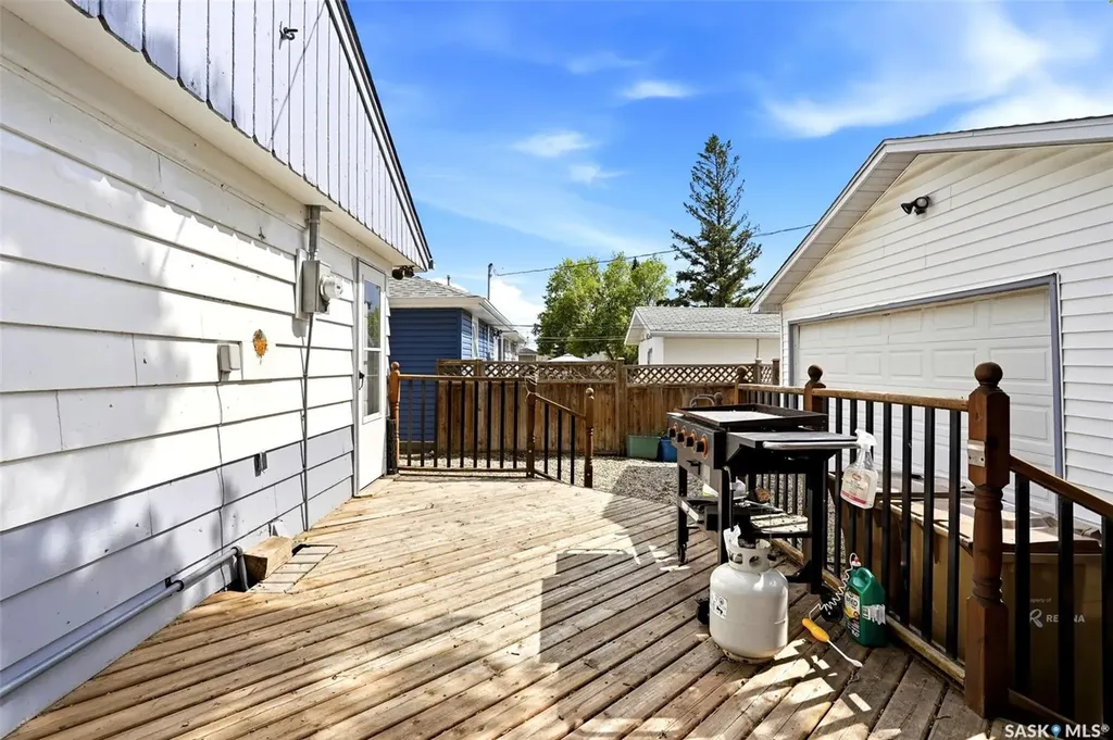 1860 Alexandra Street Regina SK S4T 4P3