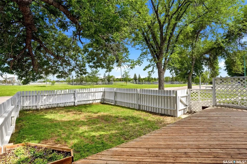 1860 Alexandra Street Regina SK S4T 4P3