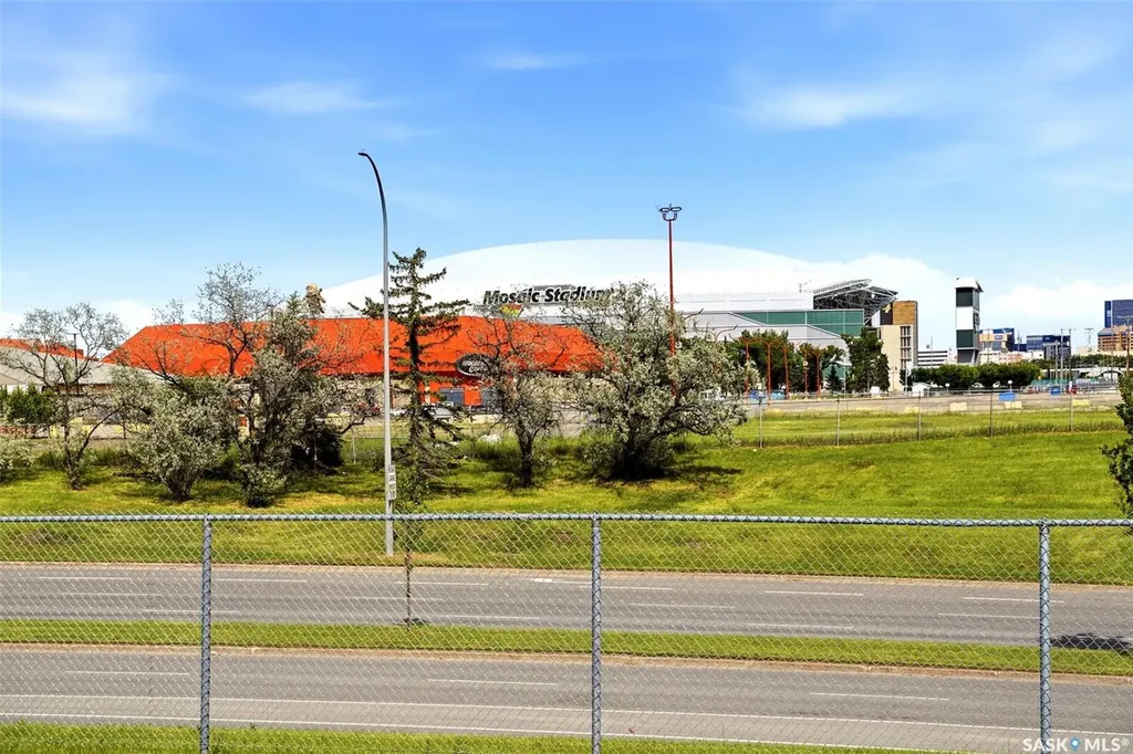 1860 Alexandra Street Regina SK S4T 4P3