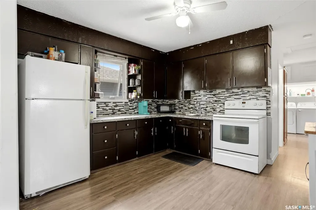1860 Alexandra Street Regina SK S4T 4P3