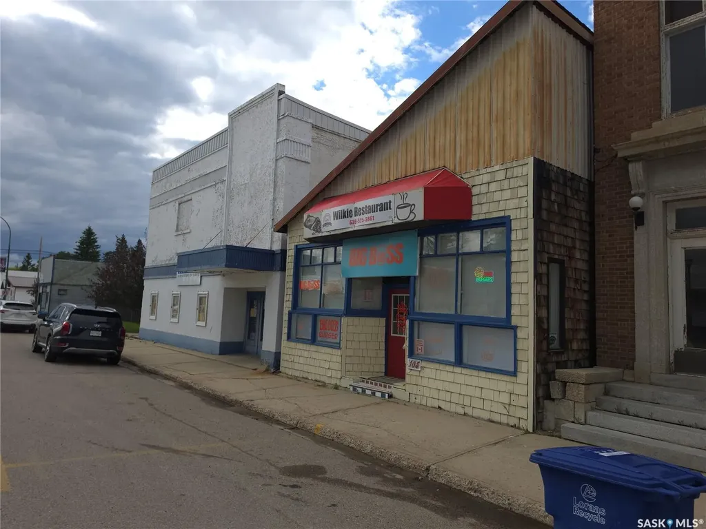 105 2nd Avenue W Wilkie SK S0K 0E5