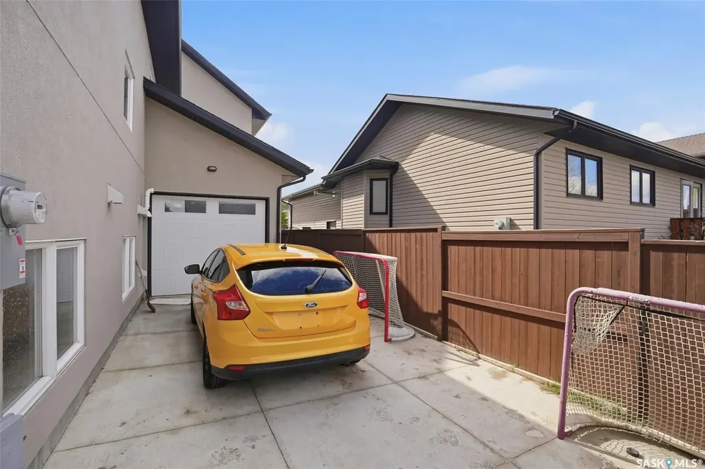 710 Crystal Springs Drive Warman SK S0K 4S2