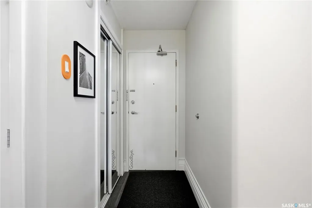 320 5th Avenue N Saskatoon SK S7K 2P5