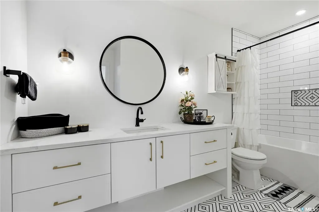 147 Barrett Street Saskatoon SK S7W 0Z8