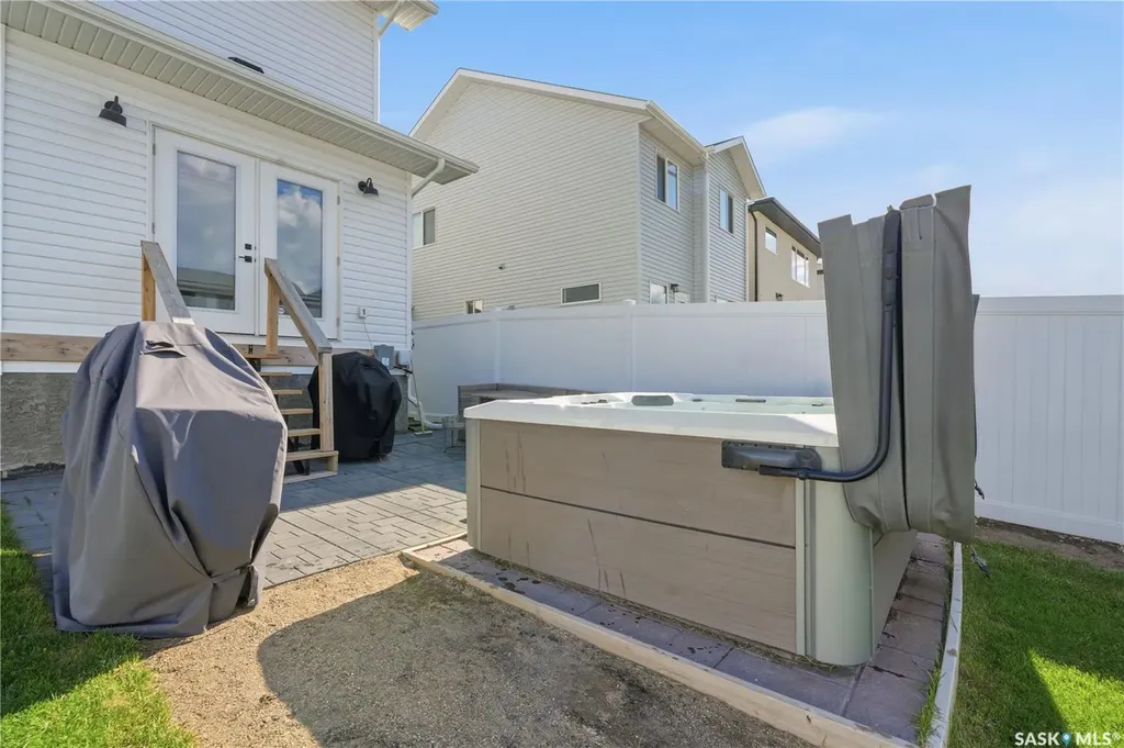 147 Barrett Street Saskatoon SK S7W 0Z8