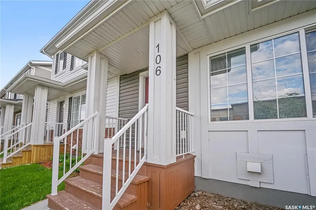 106 Westfield Road Saskatoon SK S7V 0Z8