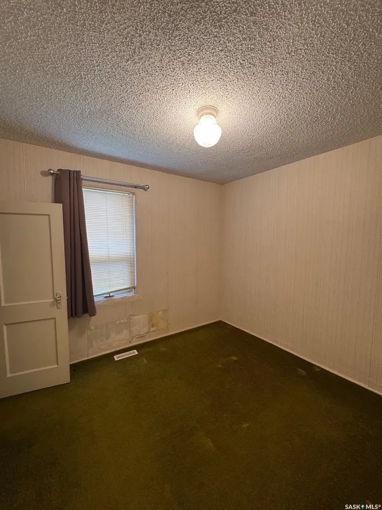 1301 107th Street North Battleford SK S9A 1Z6