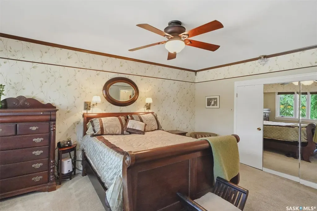 201 Garrison Crescent Saskatoon SK S7H 2Z7