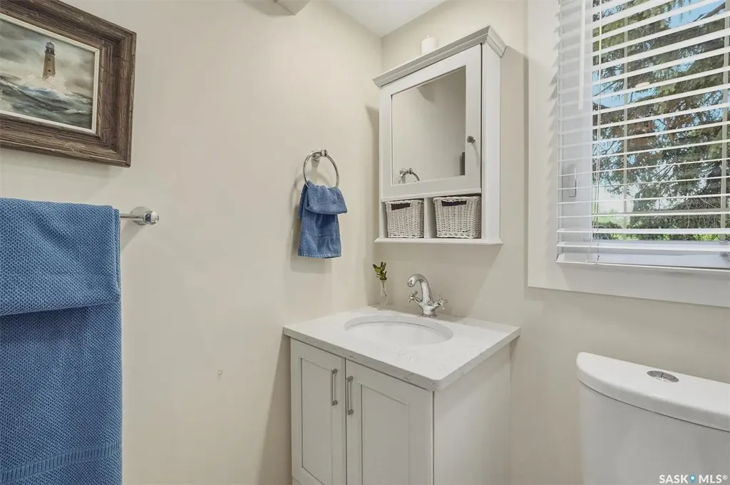 201 Garrison Crescent Saskatoon SK S7H 2Z7