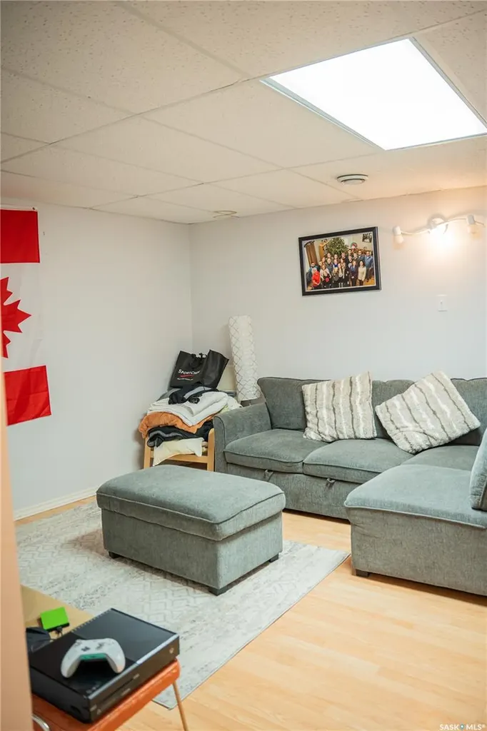 663 Beckett Crescent Saskatoon SK S7N 4X2