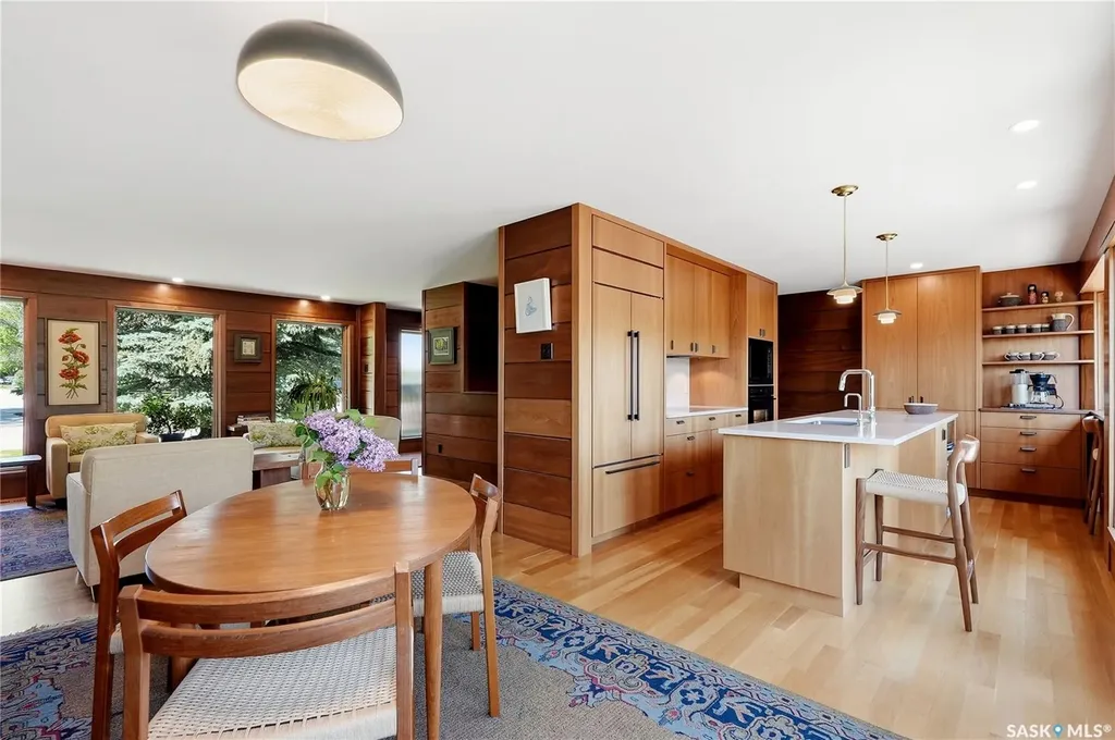 727 Tobin Terrace Saskatoon SK S7K 4P4