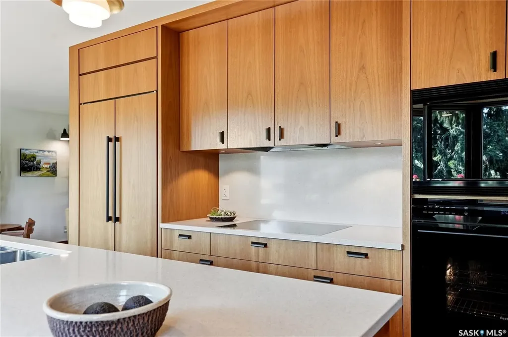 727 Tobin Terrace Saskatoon SK S7K 4P4