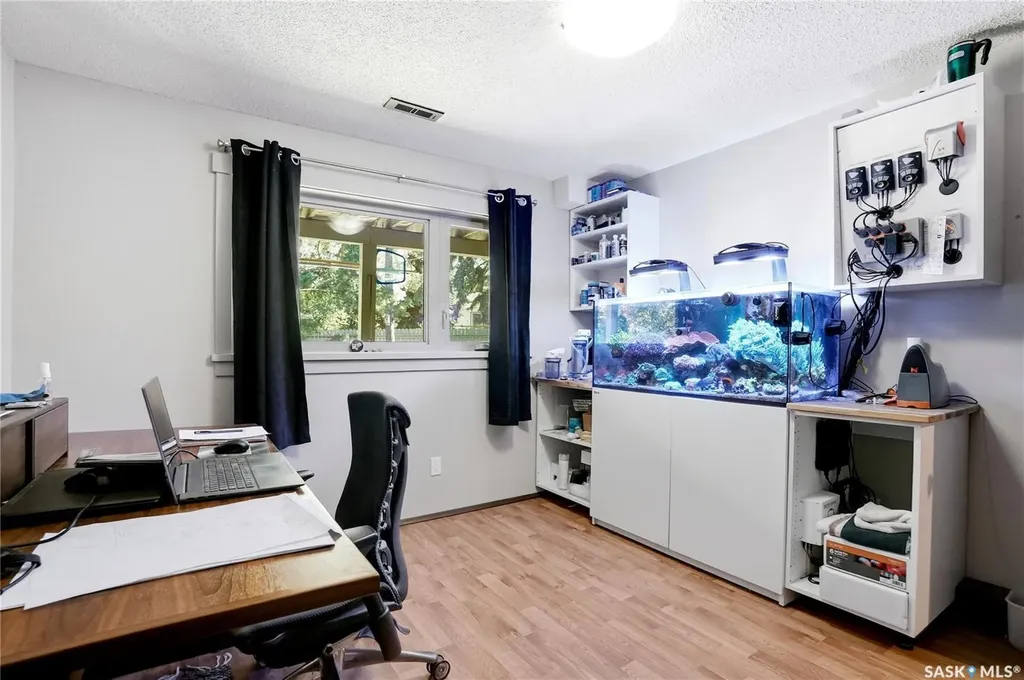 727 Tobin Terrace Saskatoon SK S7K 4P4