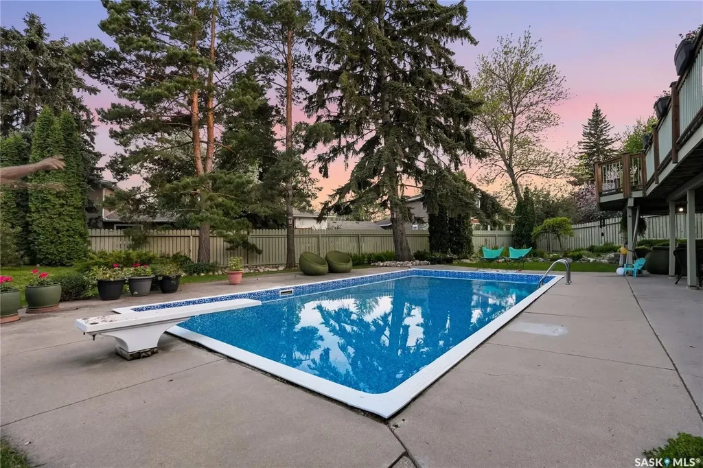727 Tobin Terrace Saskatoon SK S7K 4P4