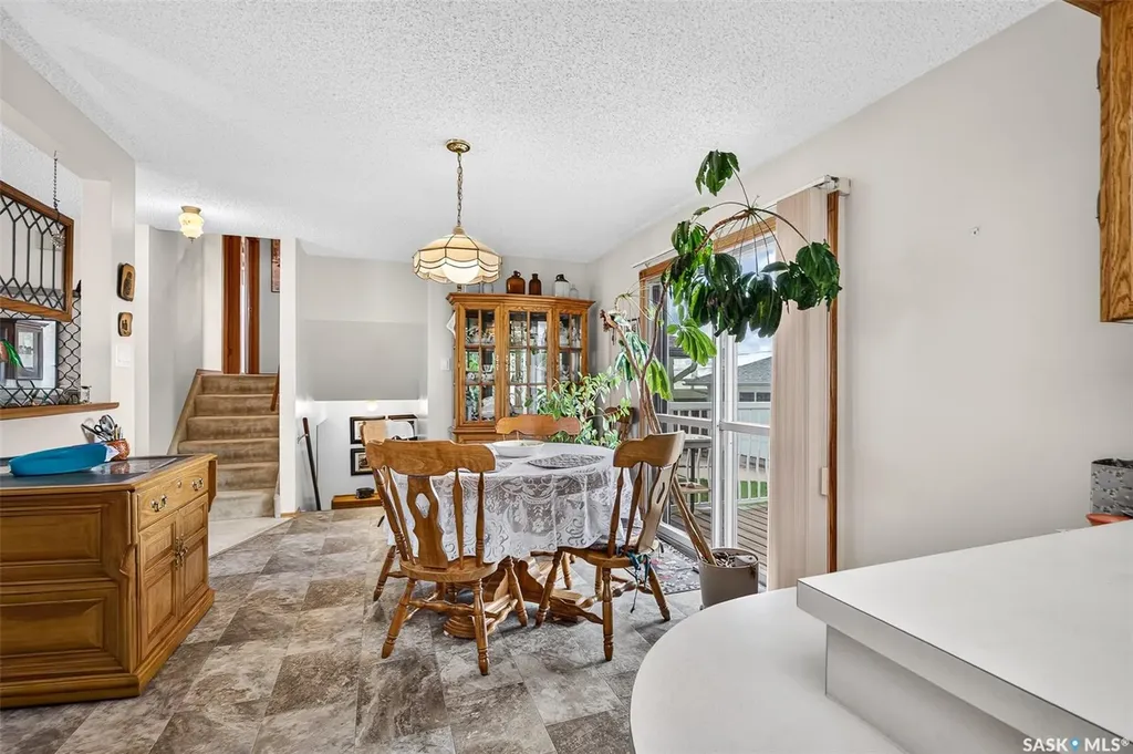 1343 Stadacona Street W Moose Jaw SK S6H 6L4