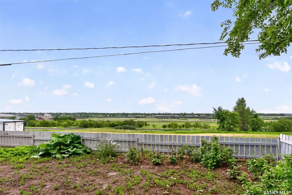 1343 Stadacona Street W Moose Jaw SK S6H 6L4