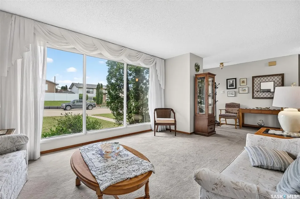 1343 Stadacona Street W Moose Jaw SK S6H 6L4