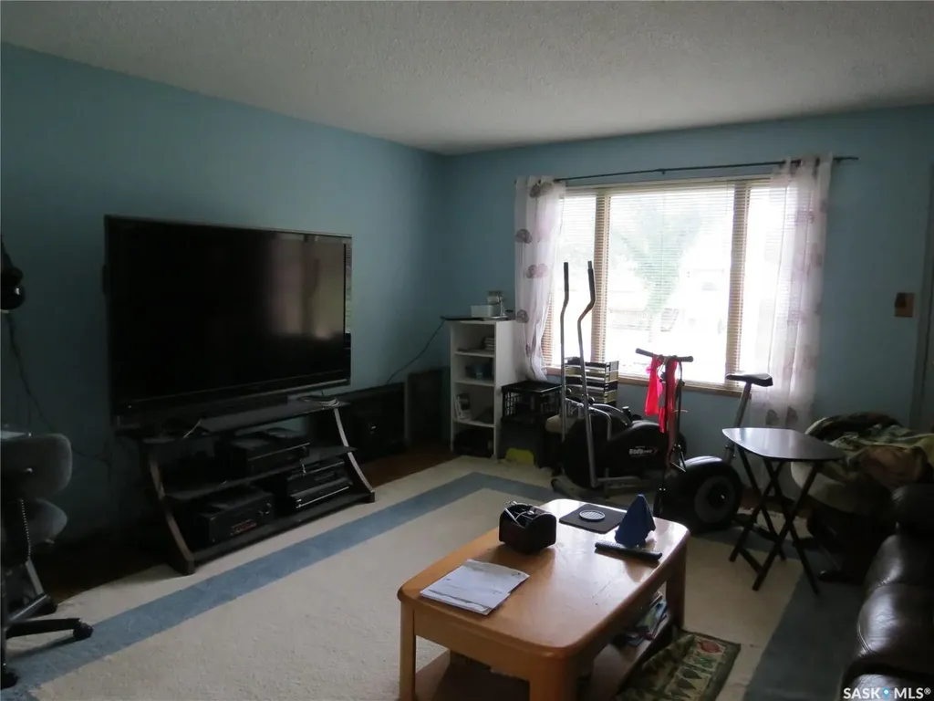 769 Queen Street Regina SK S4T 4A4
