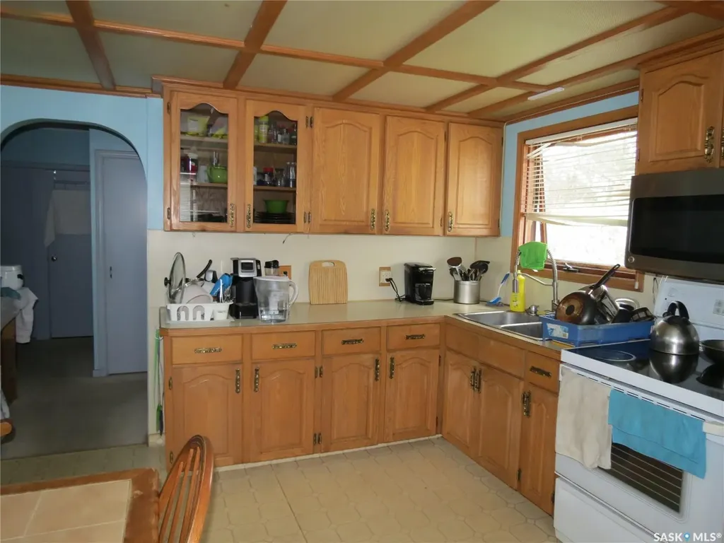 769 Queen Street Regina SK S4T 4A4