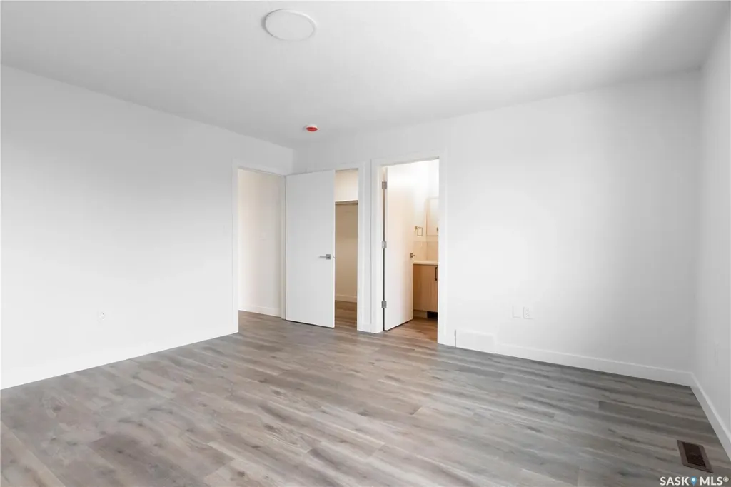 4513 Green Brooks Way E Regina SK S4V 3K5