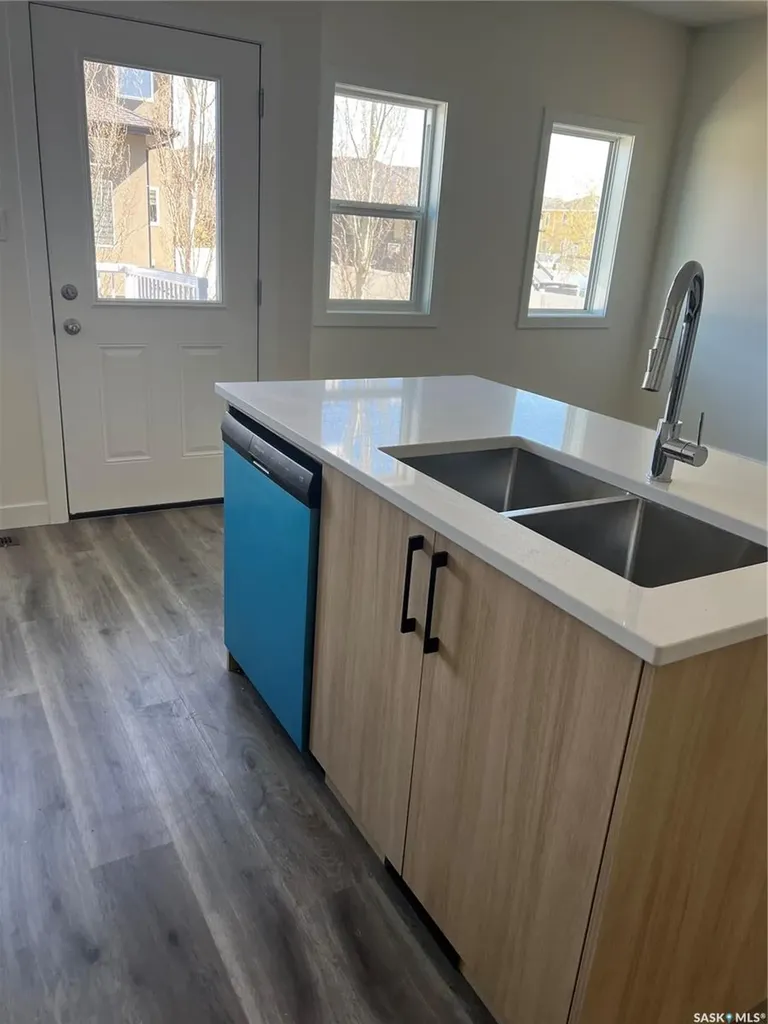 4513 Green Brooks Way E Regina SK S4V 3K5