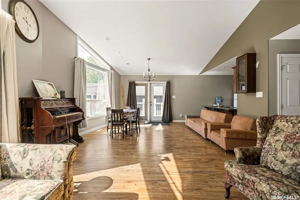 3 Poplar Street Grandview Beach SK S0G 1C0