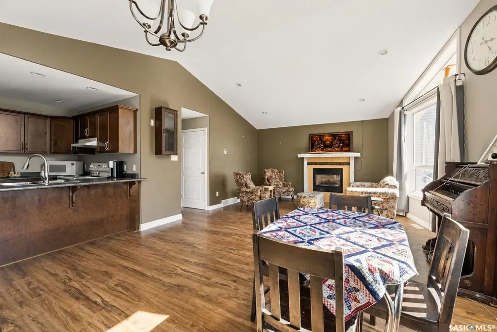 3 Poplar Street Grandview Beach SK S0G 1C0