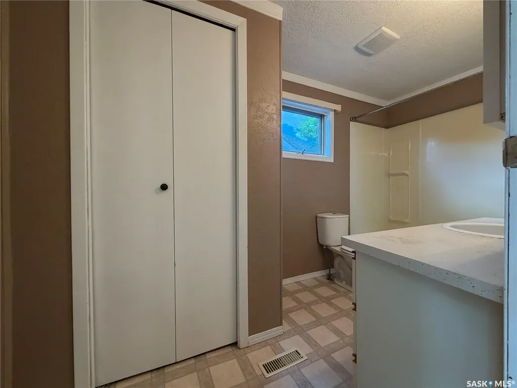 610 12th Street Humboldt SK S0K 2A0
