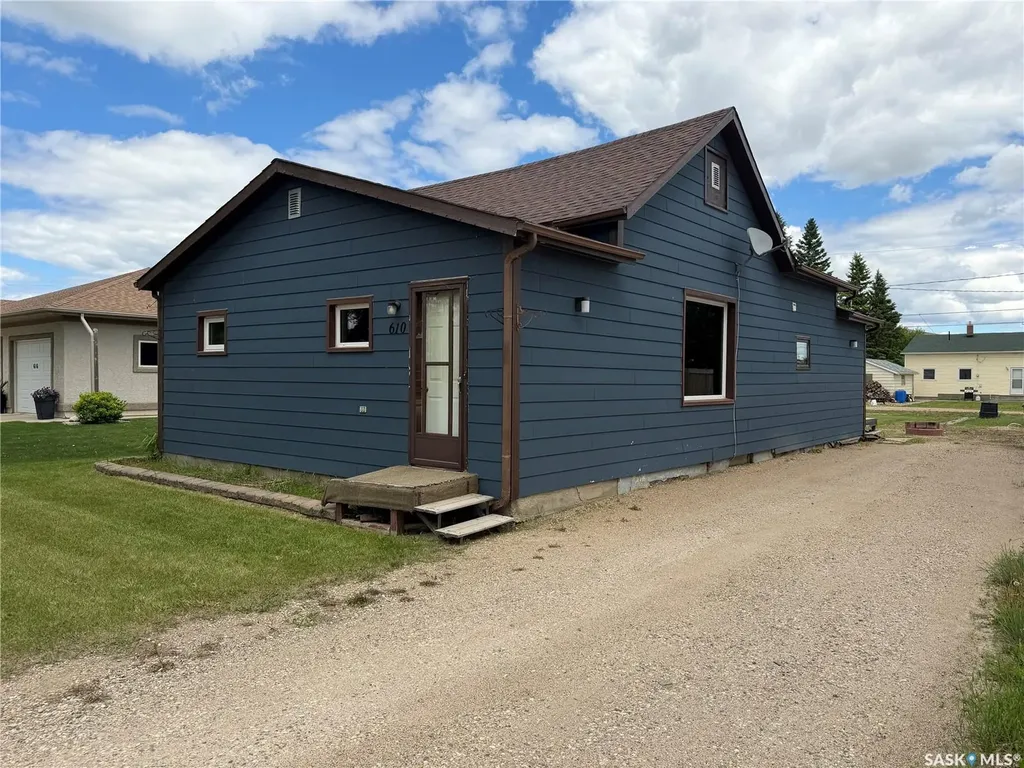 610 12th Street Humboldt SK S0K 2A0