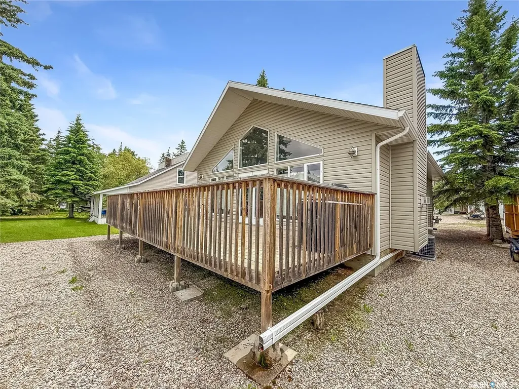 5 Red Willow Crescent Candle Lake SK S0J 3E0