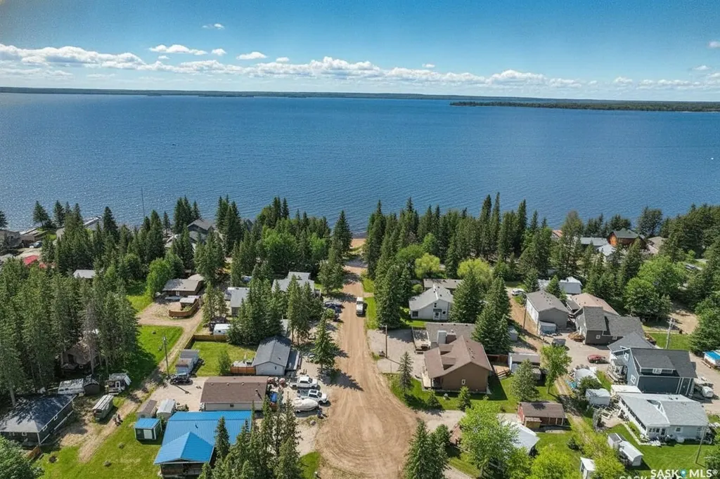 5 Red Willow Crescent Candle Lake SK S0J 3E0