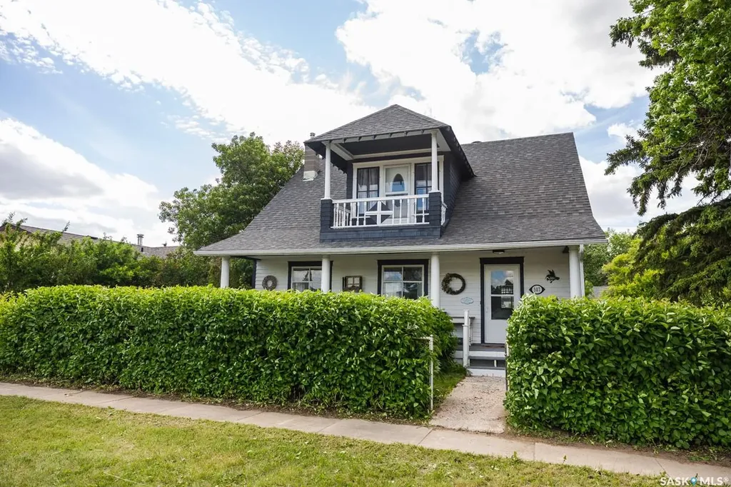 307 Lonsdale Street Luseland SK S0L 2A0