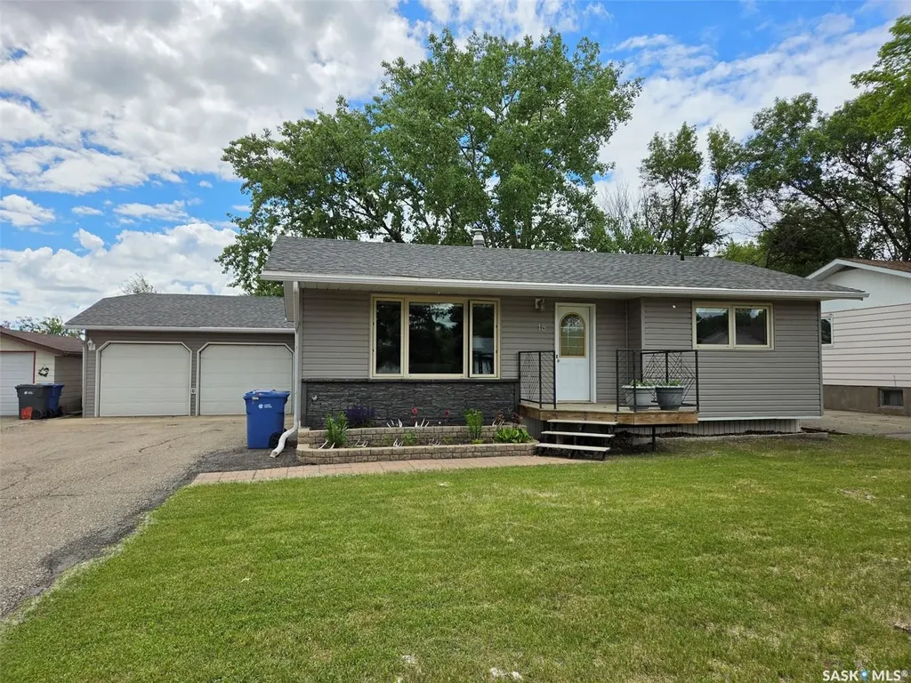 18 Mountain Drive Carlyle SK S0C 0R0