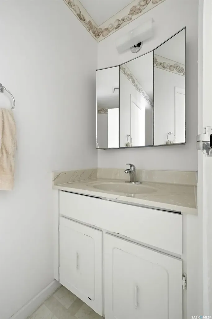95 Quincy Drive Regina SK S4S 6L9