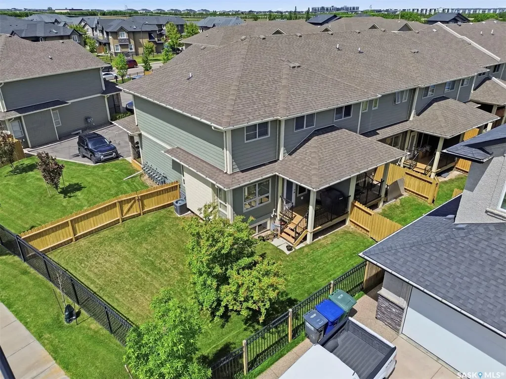 1550 Paton Crescent Saskatoon SK S7T 0J1
