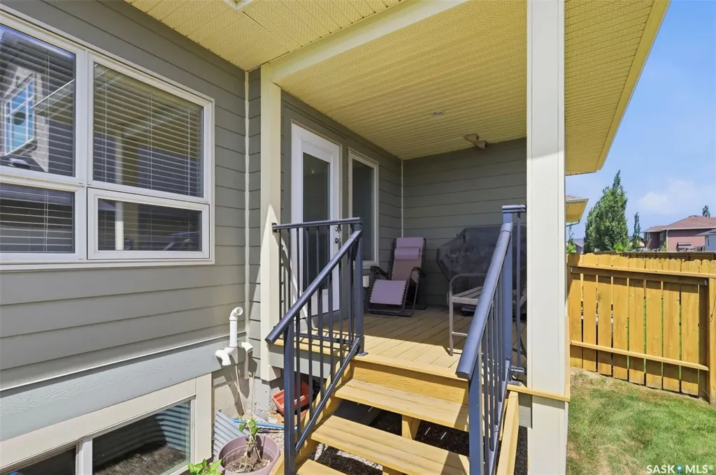 1550 Paton Crescent Saskatoon SK S7T 0J1