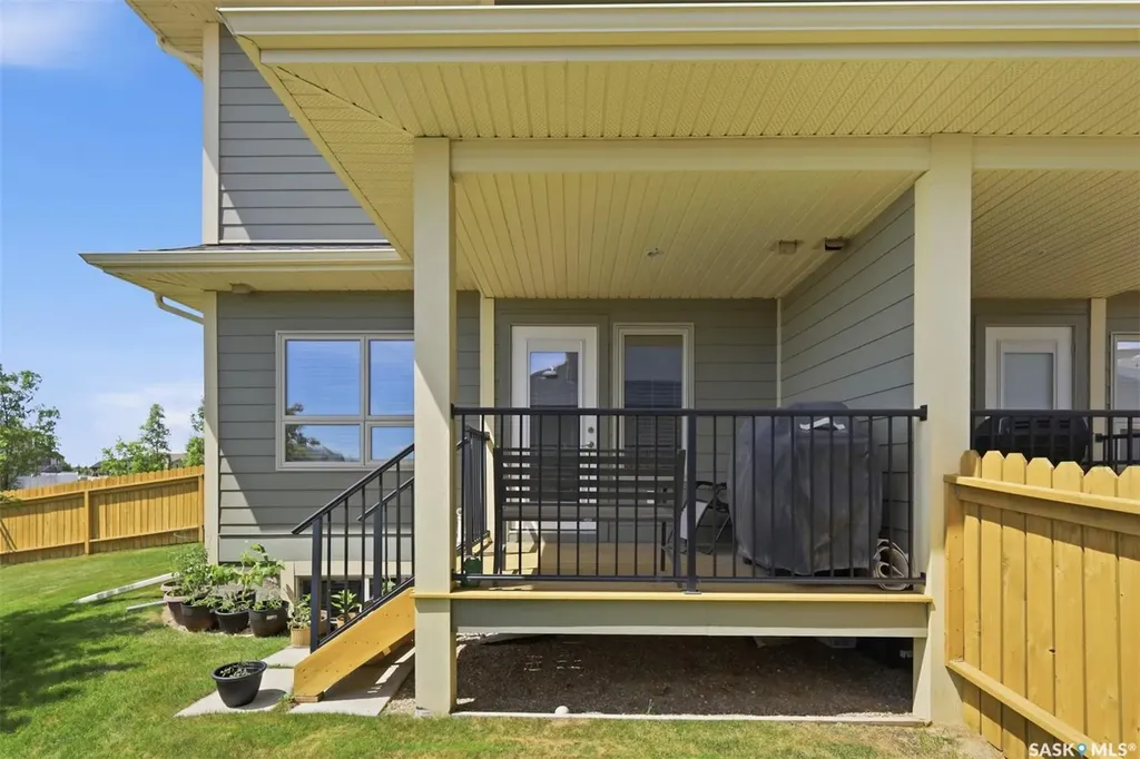 1550 Paton Crescent Saskatoon SK S7T 0J1