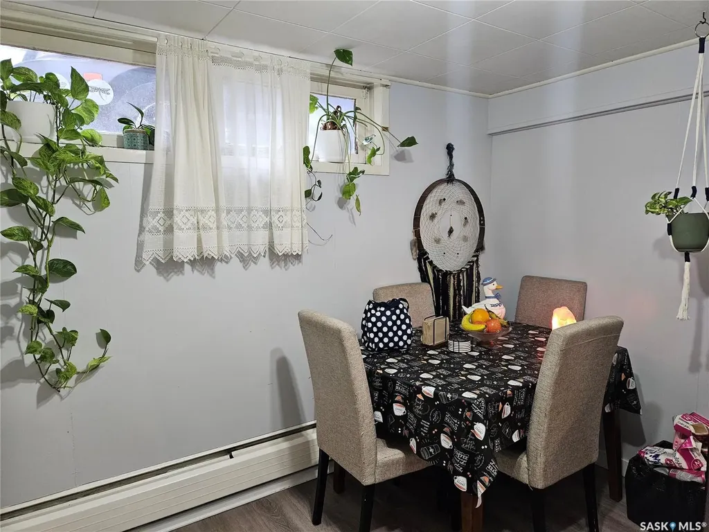 1290 Wolfe Avenue Moose Jaw SK S6H 1K2