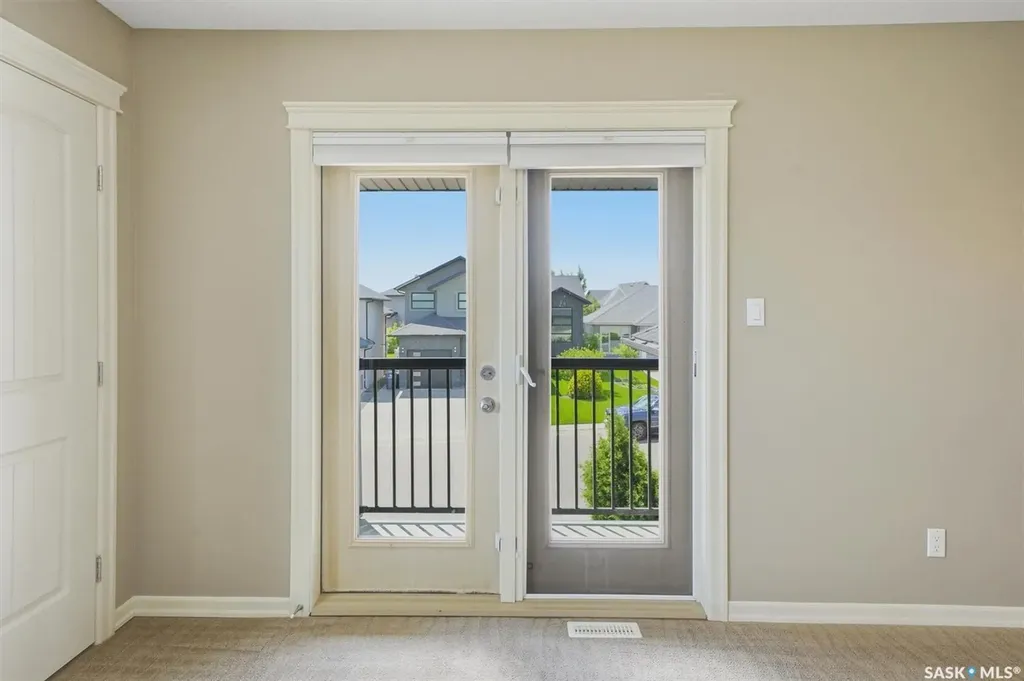 327 Hastings Lane Saskatoon SK S7V 0C8