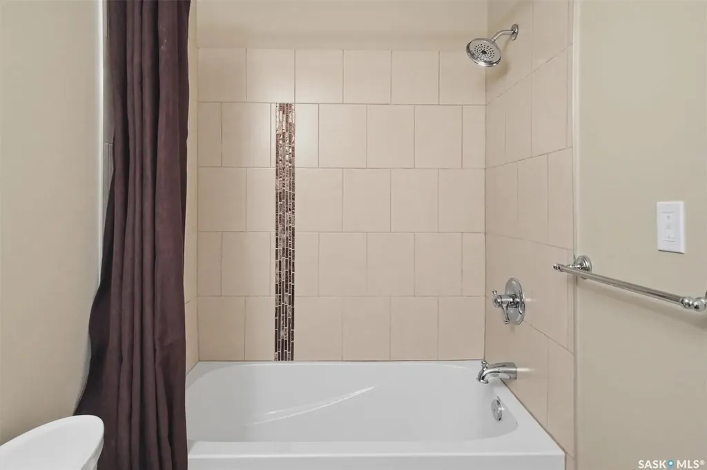 327 Hastings Lane Saskatoon SK S7V 0C8