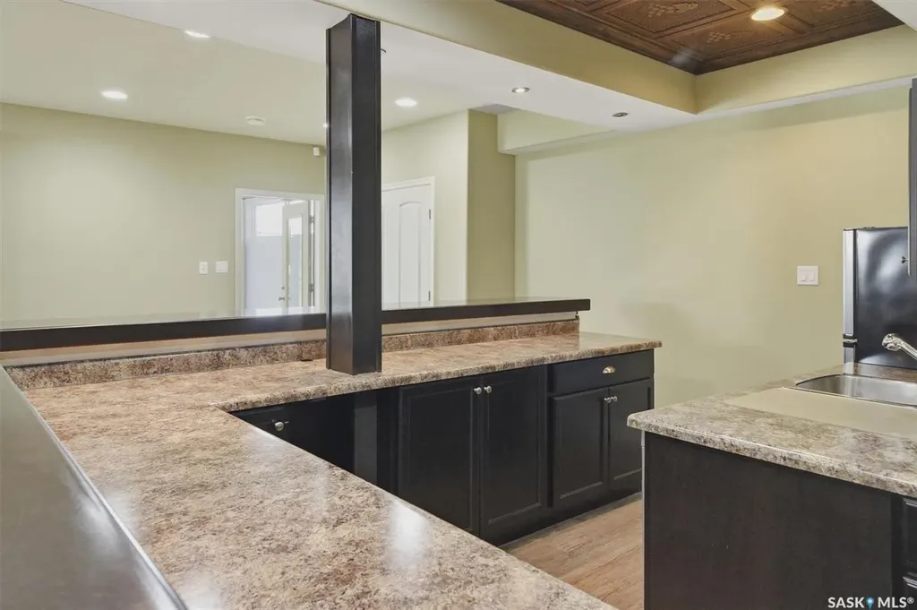 327 Hastings Lane Saskatoon SK S7V 0C8
