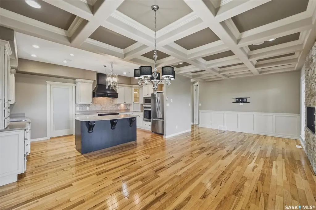 327 Hastings Lane Saskatoon SK S7V 0C8