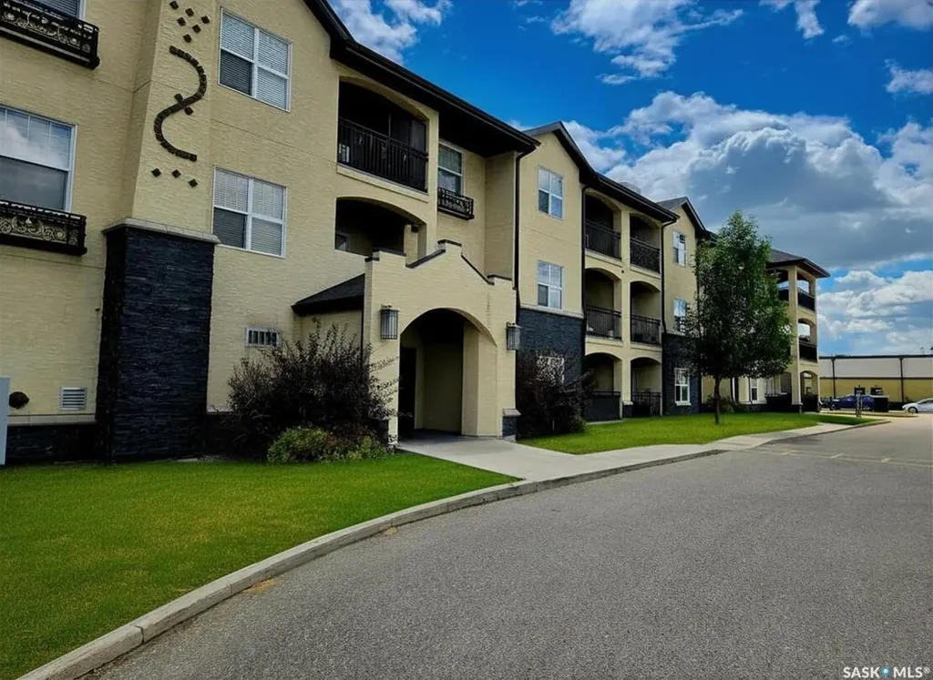 211 Ledingham Street Saskatoon SK S7V 0C5
