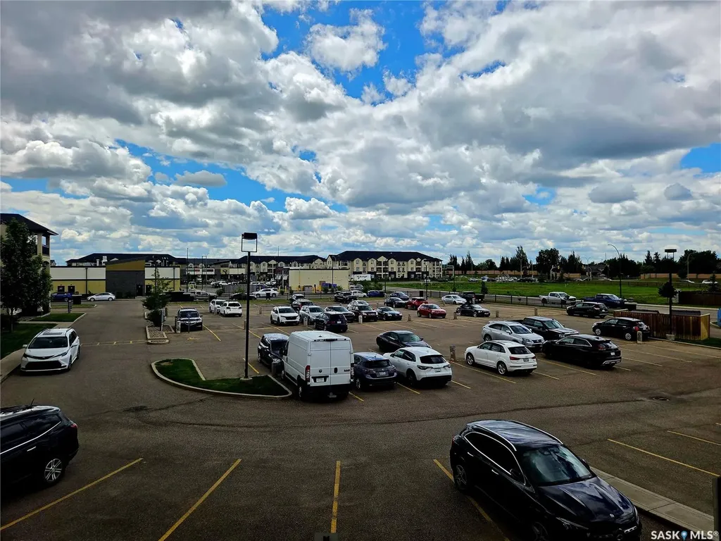 211 Ledingham Street Saskatoon SK S7V 0C5
