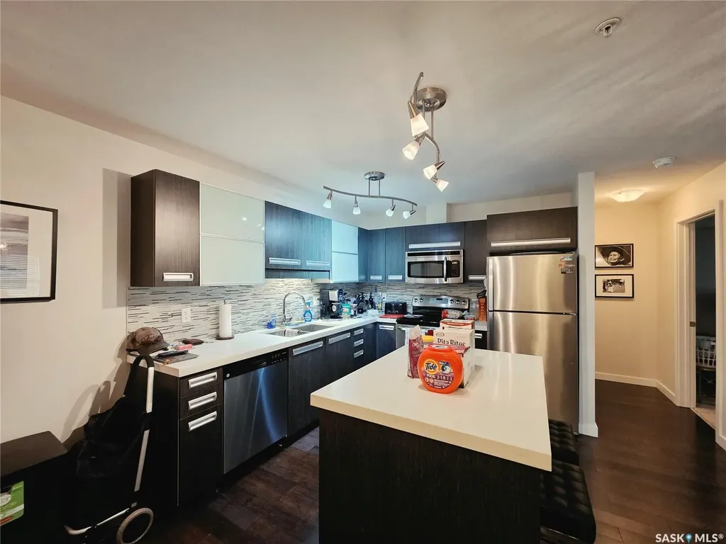 211 Ledingham Street Saskatoon SK S7V 0C5