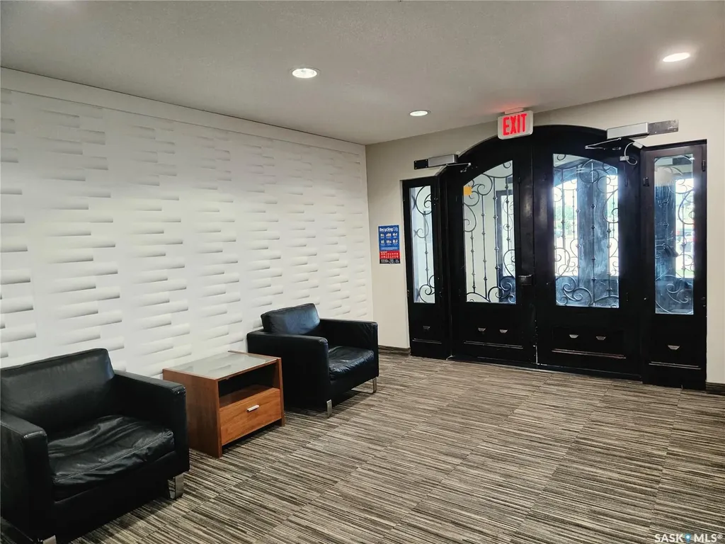 211 Ledingham Street Saskatoon SK S7V 0C5