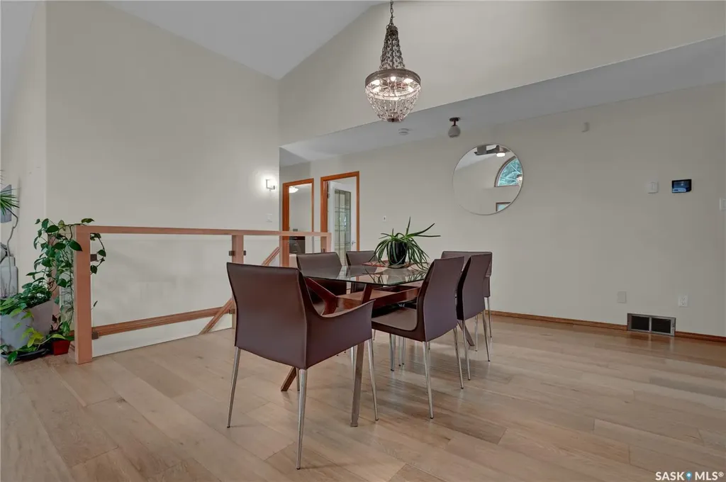 3328 Lakeshore Court Regina SK S4S 7H8