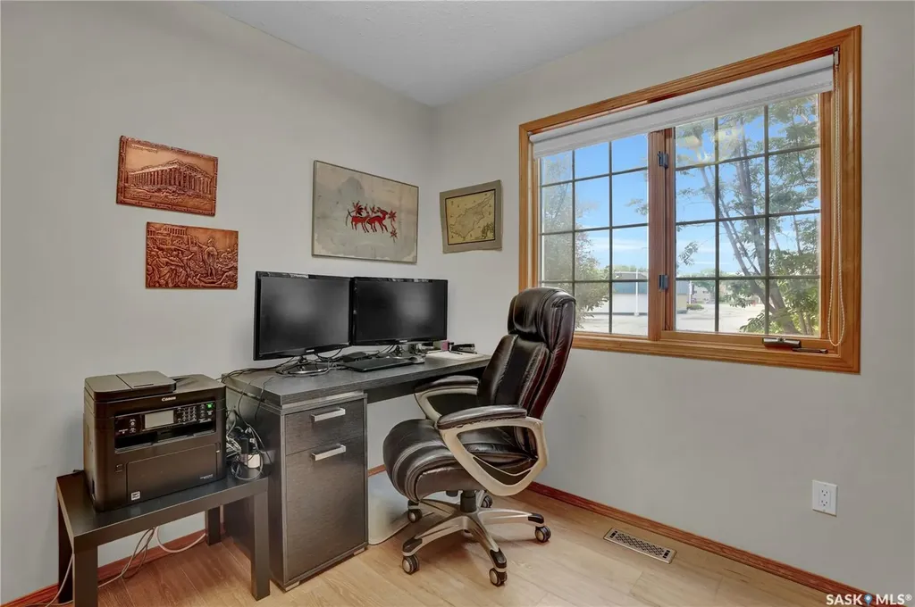 3328 Lakeshore Court Regina SK S4S 7H8